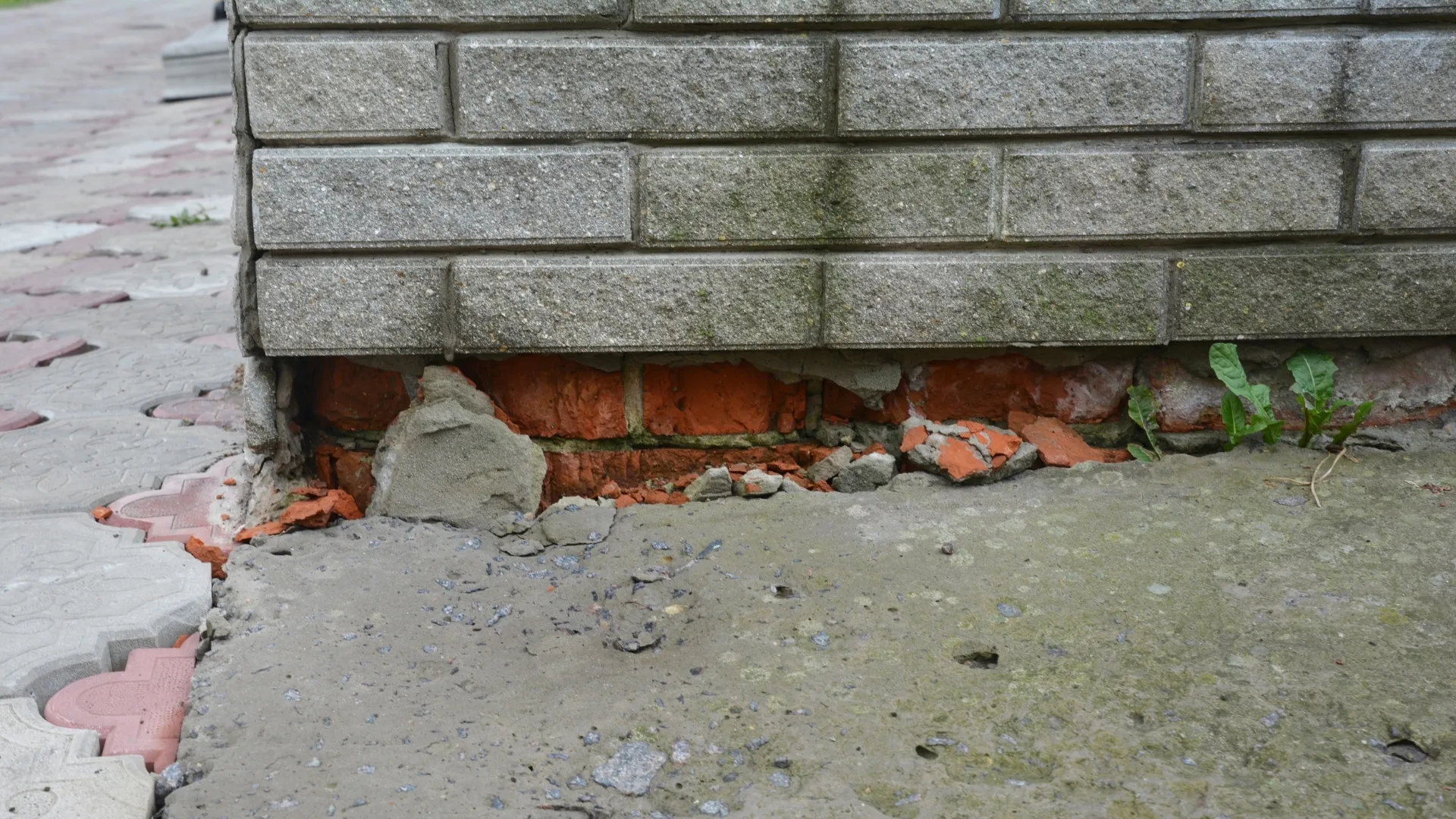 Spot common signs of foundation damage before small issues turn into costly home repairs.